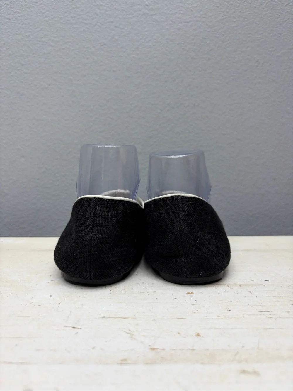 Johnston and Murphy Womens Embroidered Flats Loafers Slip On Black White Size 8